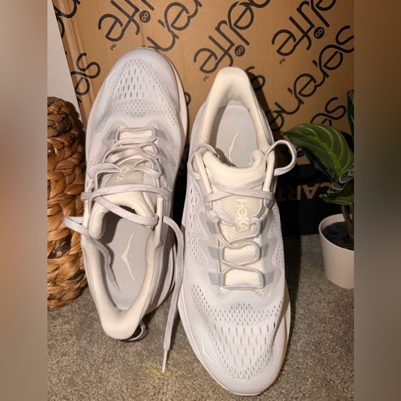 Hoka Light Gray Athletic Shoes Unixec Size 10 Men’s ,Size 11 women’s. - Picture 15 of 16